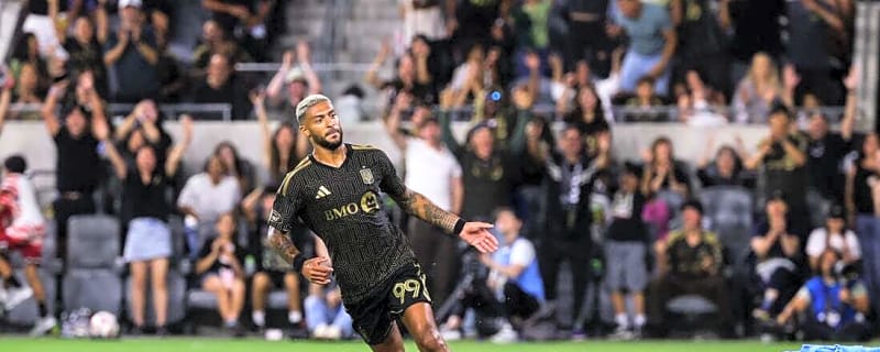 LAFC find late goal to snap scoreless drought, tie Portland