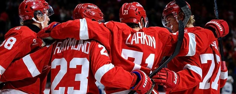 Red Wings, Bruins tangle after defeats