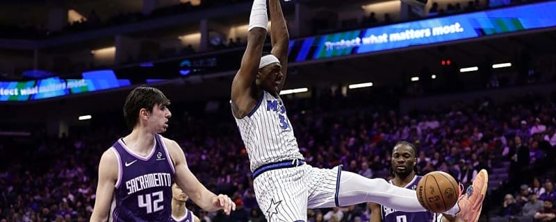 Magic set 3-pointer mark, send Kings to record 15th straight loss