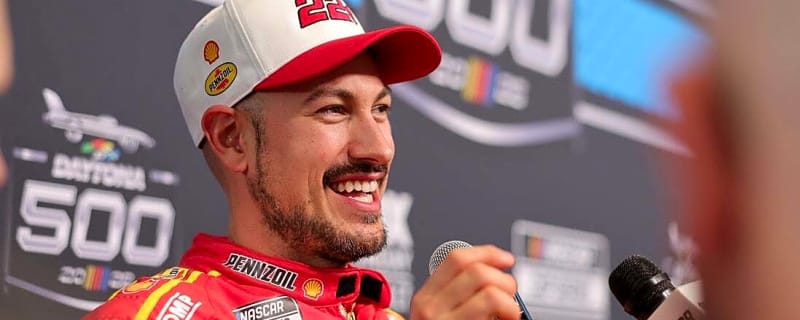 Joey Logano edges Ryan Blaney in OT to win Daytona Duel 1