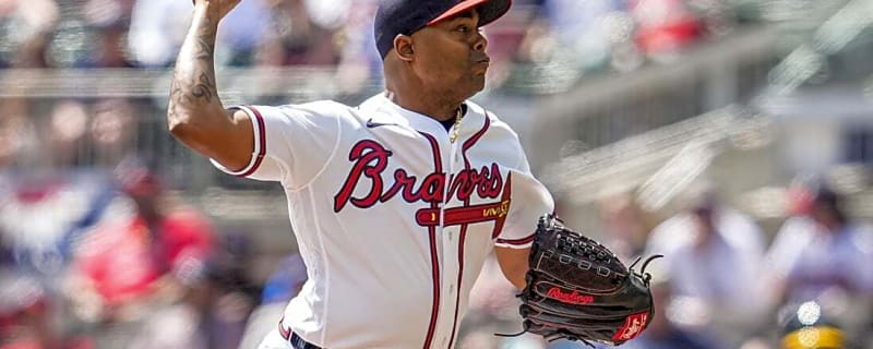 Braves activate closer Raisel Iglesias from injured list
