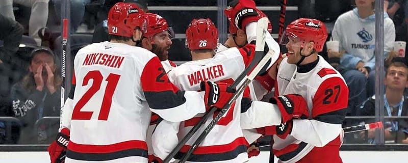 Canes stop Mammoth, pad Eastern Conference lead
