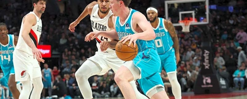 Hornets storm back from 19 down to defeat Trail Blazers