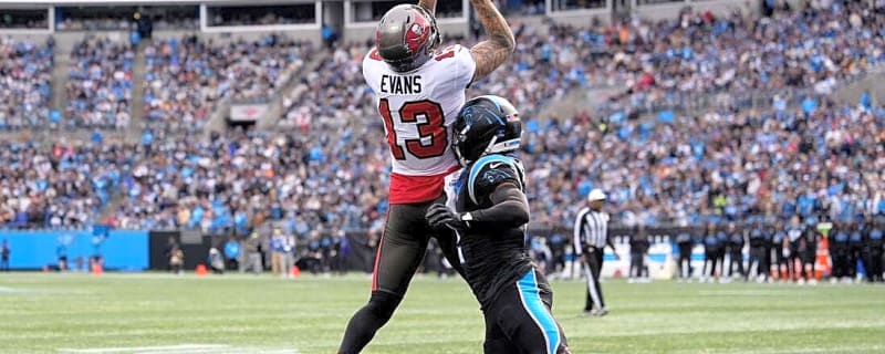 Agent: Buccaneers WR Mike Evans intends to play in '26