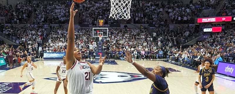 Women's Top 25 roundup: No. 1 UConn pulls ahead in second half to beat Seton Hall