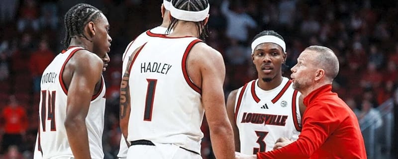 Not content, No. 6 Louisville seeks offensive improvement vs. E. Michigan