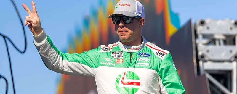 Brad Keselowski recovering from surgery for broken leg