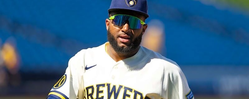NL Central capsules: Can Brewers claim 4th straight division title?