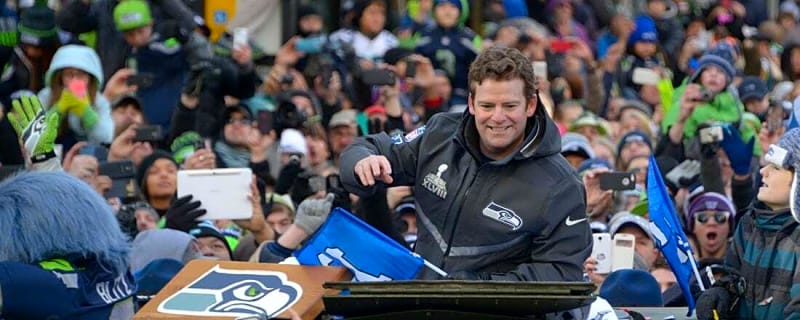 Seahawks GM John Schneider signs through 2030