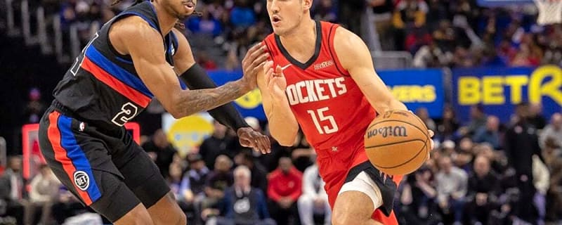 Kevin Durant scores 32 as Rockets end Pistons' streak