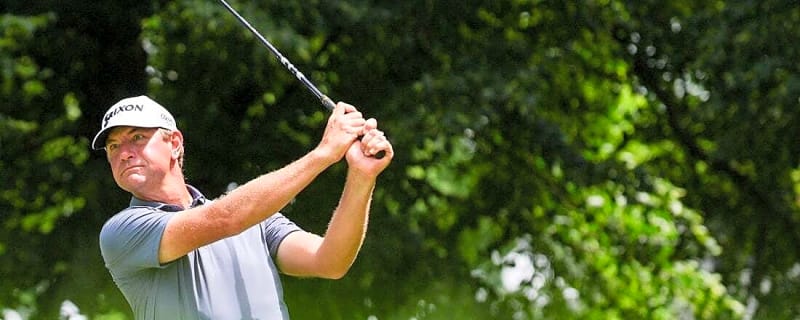 Lucas Glover cruises through another round, leads ISCO by 2