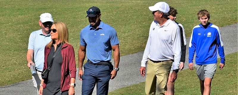 Line forming to recruit Charlie Woods (&#39;27) with Tiger along for ride