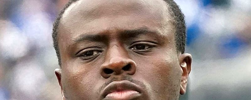 49ers DE Tarron Jackson hospitalized after camp collision