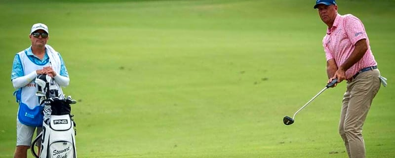 Stewart Cink shoots course-record 63 to win Senior PGA by six