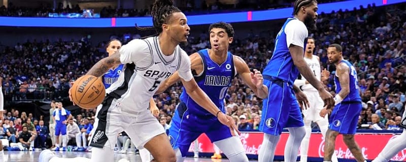 Victor Wembanyama, Spurs pull away from short-handed Mavs