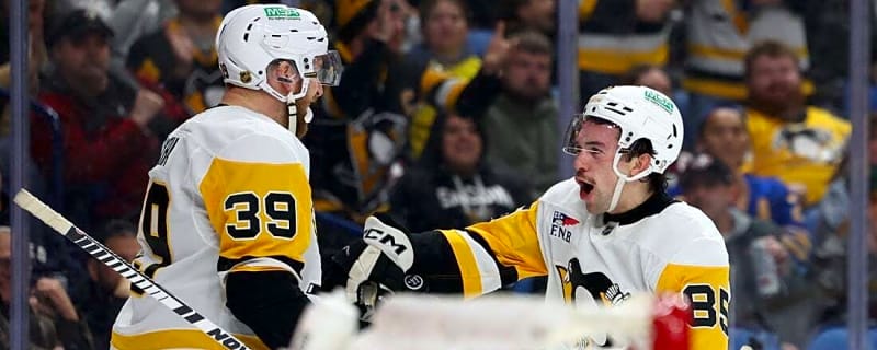 NHL roundup: Avery Hayes scores twice in debut as Pens top Sabres