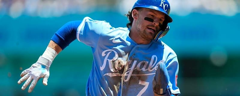 Stephen Kolek shuts down Astros to help Royals avoid sweep