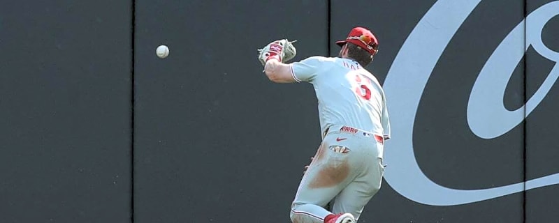 Alec Bohm homers in 10th as Phillies even series with Braves