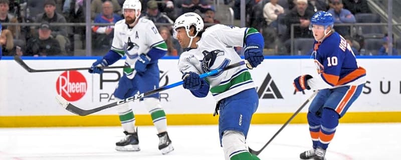 Kiefer Sherwood nabs hat trick as Canucks rock Islanders