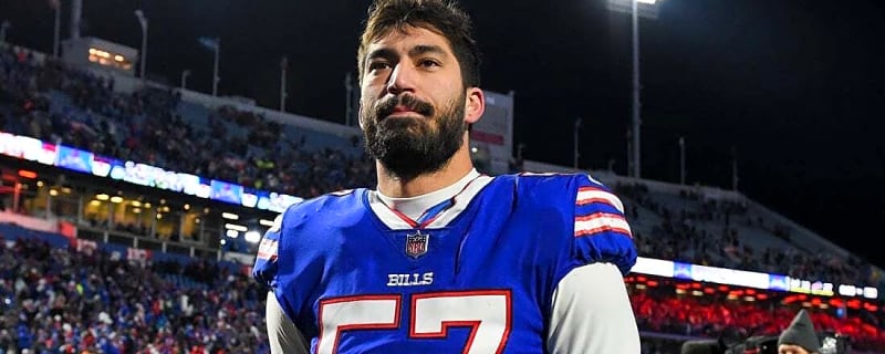 Report: Bears worked out veteran DE A.J. Epenesa
