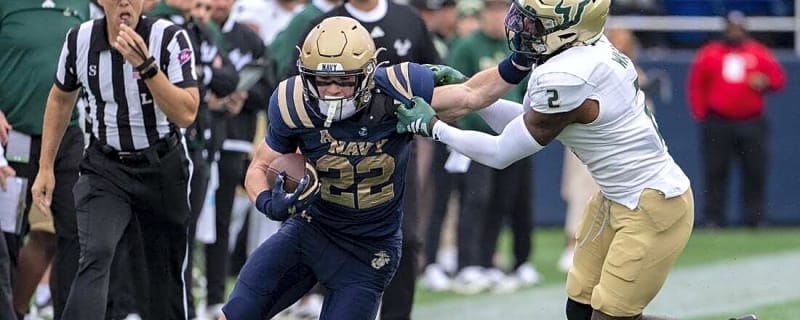 Braxton Woodson’s two TDs in relief puts Navy past No. 24 South Florida