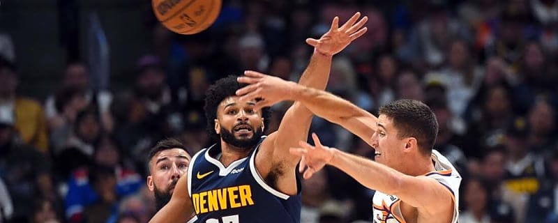 Nuggets spread scoring around, blow out Suns