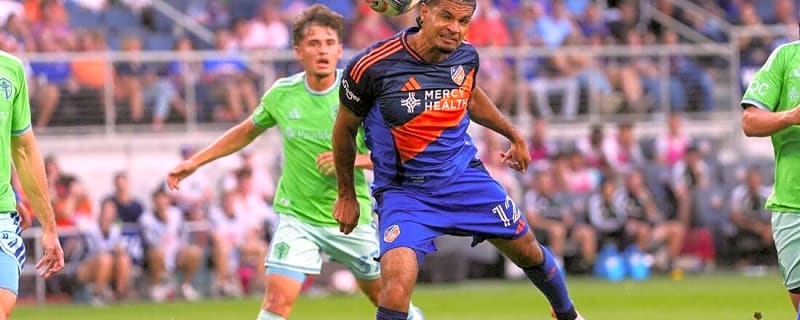 Late goal helps Seattle snap 8-game losing streak at Cincinnati