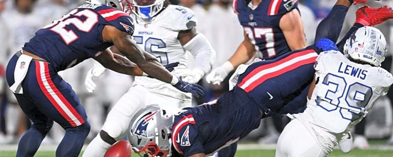 Patriots RB Antonio Gibson (knee) exits vs. Bills