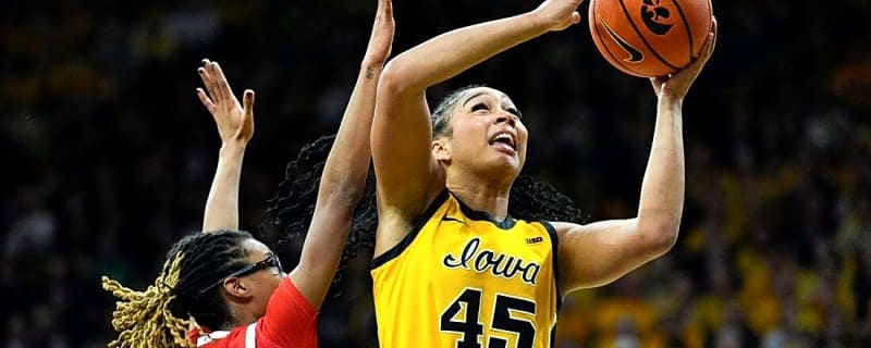 Women's Top 25 roundup: No. 10 Iowa handles No. 12 Ohio State with ease