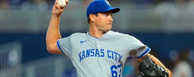 Reports: Royals keeping RHP Seth Lugo with 2-year, $46M extension