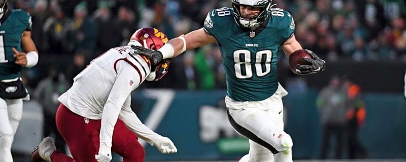 Report: Eagles TE Dallas Goedert (knee) misses Wednesday practice