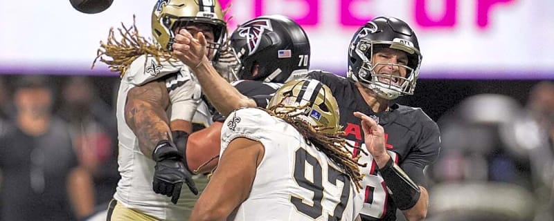 Falcons edge Saints to give Panthers NFC South title