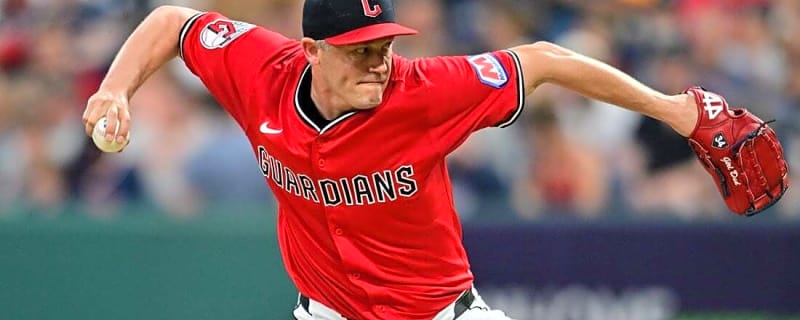 Report: Guardians to place RHP Paul Sewald (shoulder) on IL