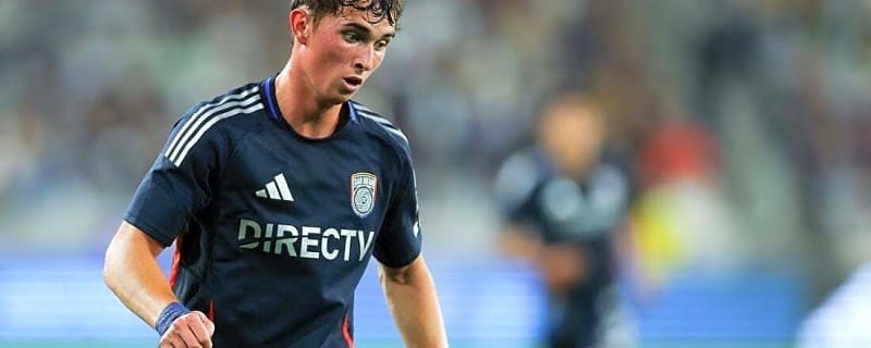 Quakes trade D Oscar Verhoeven to San Diego