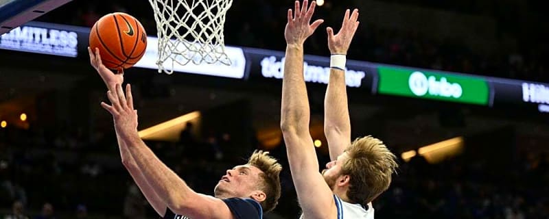 Villanova wins fifth straight, avenges loss to Creighton