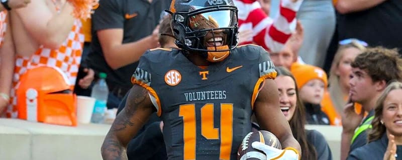 No. 23 Tennessee continues offensive assault in rout of New Mexico St.