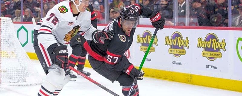 Senators score 3 3rd-period goals to extend Blackhawks' skid
