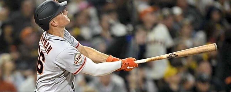 Willy Adames collects 4 hits as Giants' offense breaks out vs. Padres