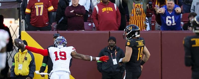 Reports: LB/S Isaiah Simmons signs with Packers