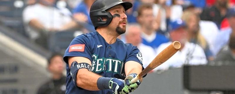 After 'soft' showing, M's strive for better effort vs. Red Sox