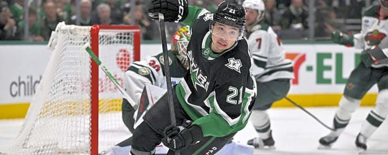 Jason Robertson signs 1-year deal to remain with Stars