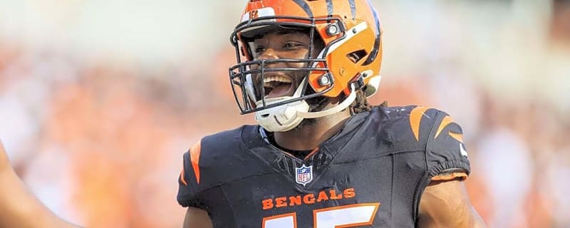 Panthers sign 2 to fill roster spots of injured OL Austin Corbett, Robert Hunt