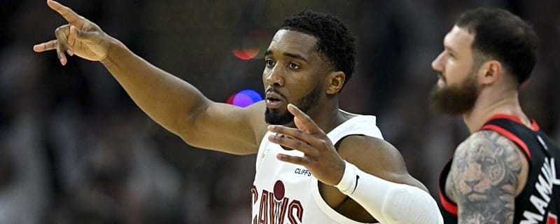 Cavs come from behind to take 3-2 series lead vs. Raptors