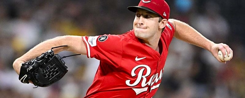 In midst of wild-card battle, Reds send Nick Lodolo to mound vs. Cubs