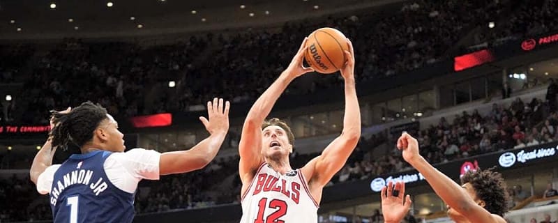 Bulls&#39; Zach Collins out at least 4 weeks after wrist surgery