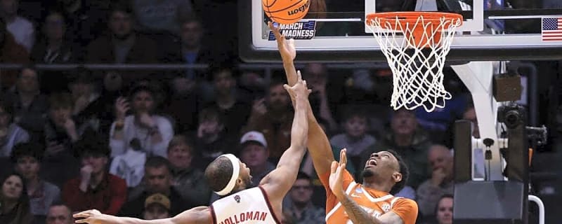 Tramon Mark, Texas sink NC State in last seconds at First Four