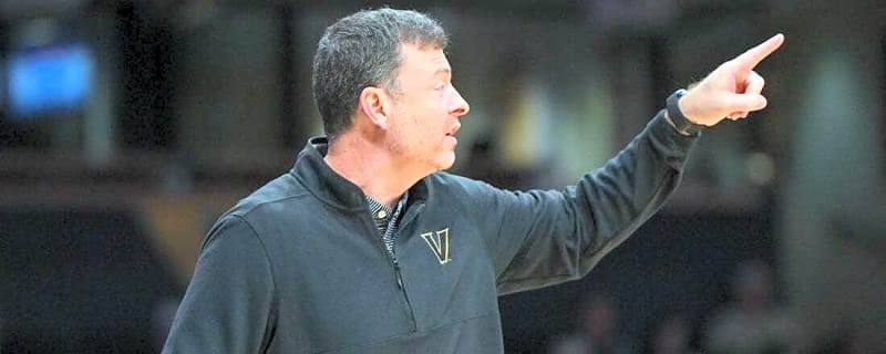 Duke Miles carries No. 24 Vanderbilt past Saint Mary's 96-71