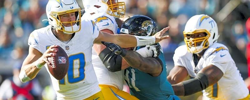 Chargers, Raiders both trying to fix pass-protection issues