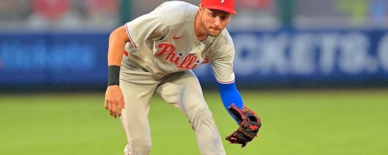 Phillies score 3 runs in 10th, hold off Angels