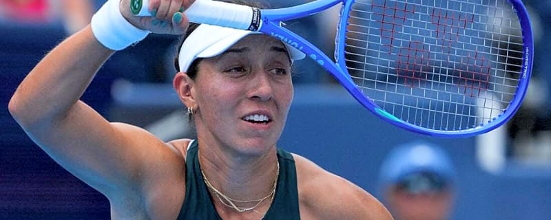 Jessica Pegula rallies to reach loaded Wuhan semifinals